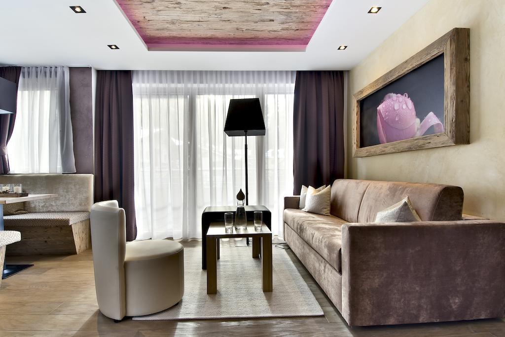 Pete Alpine Boutique Hotel - Klein Und Fein - Private Spa Suiten Und Zimmer St. Anton am Arlberg Rom bilde